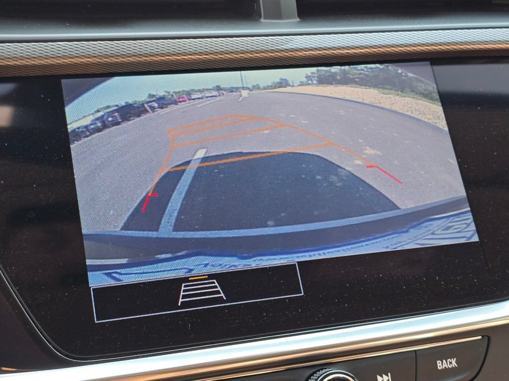 Used 2023 Buick Encore GX Select FWD video 2
