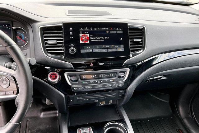 Certified 2020 Honda Pilot Touring image 15