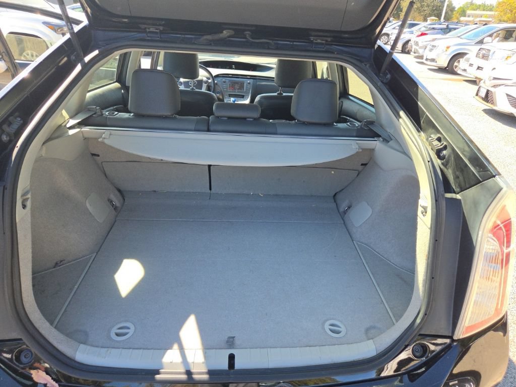 Used 2013 Toyota Prius Four FWD image 12