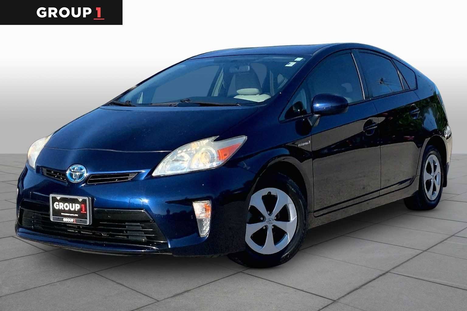 Used 2014 Toyota Prius Three FWD image 1