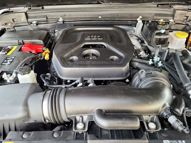 Certified 2025 Jeep Wrangler Unlimited Sahara w/ Safety Group image 20