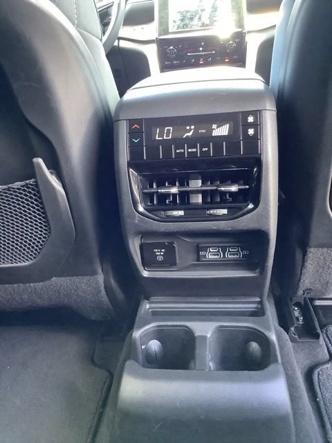 Certified 2023 Jeep Grand Cherokee L Laredo w/ Luxury Tech Group I AWD/4WD image 18