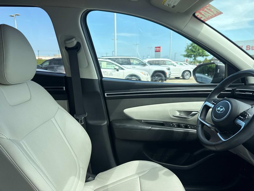 Used 2023 Hyundai Tucson SEL w/ Convenience Package FWD image 16