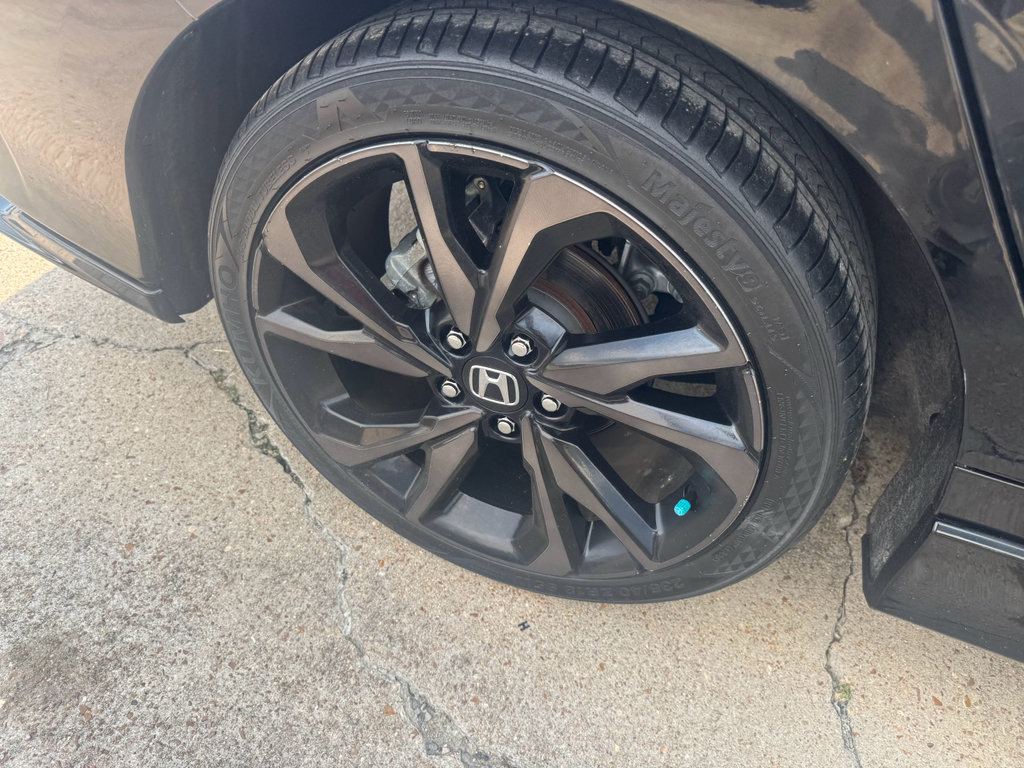 Used 2017 Honda Civic Sport image 11