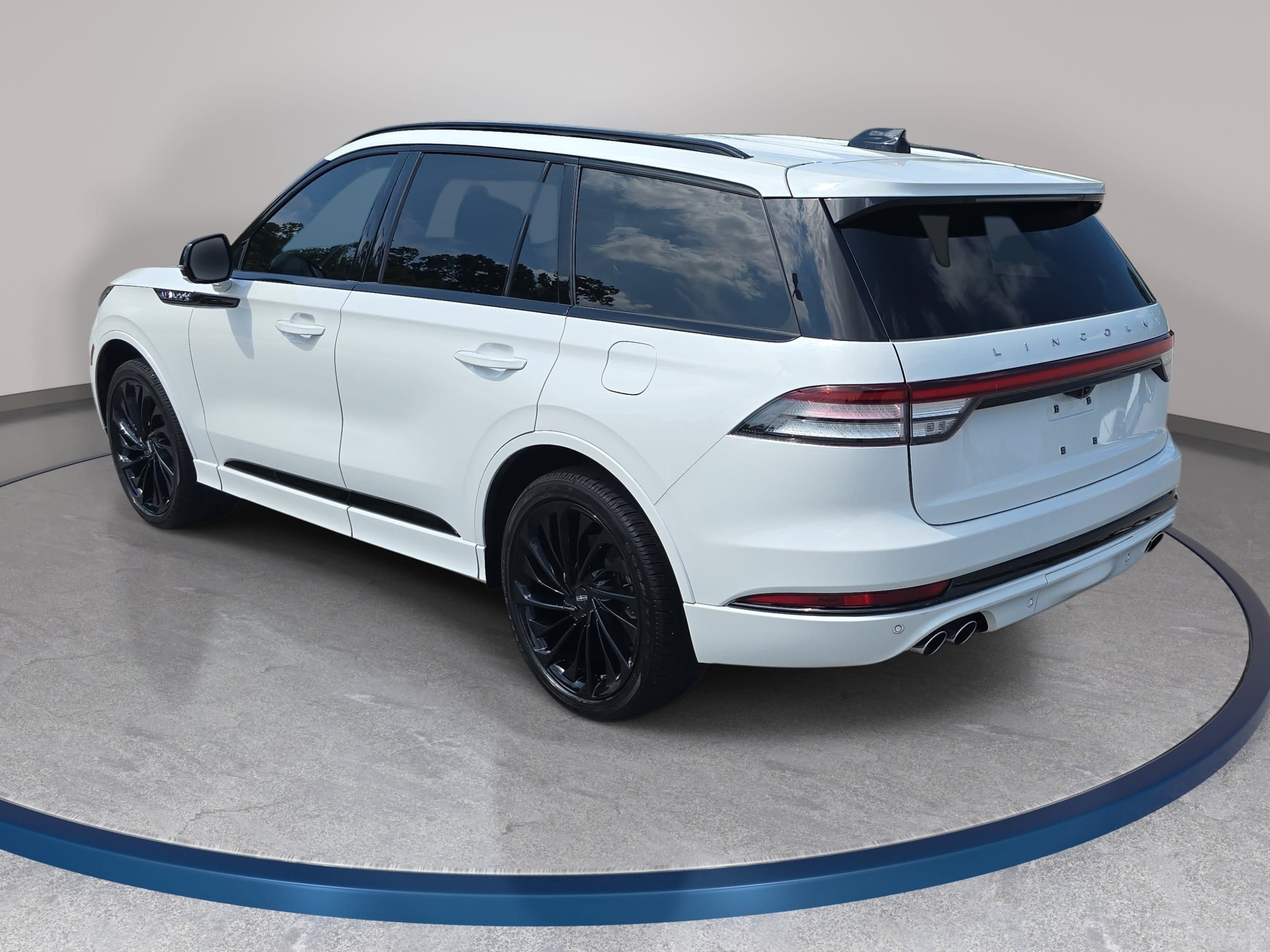 Certified 2025 Lincoln Aviator Reserve w/ Equipment Group 201A AWD/4WD image 7