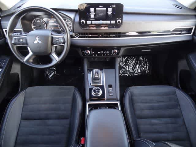 Used 2024 Mitsubishi Outlander SE AWD/4WD image 14