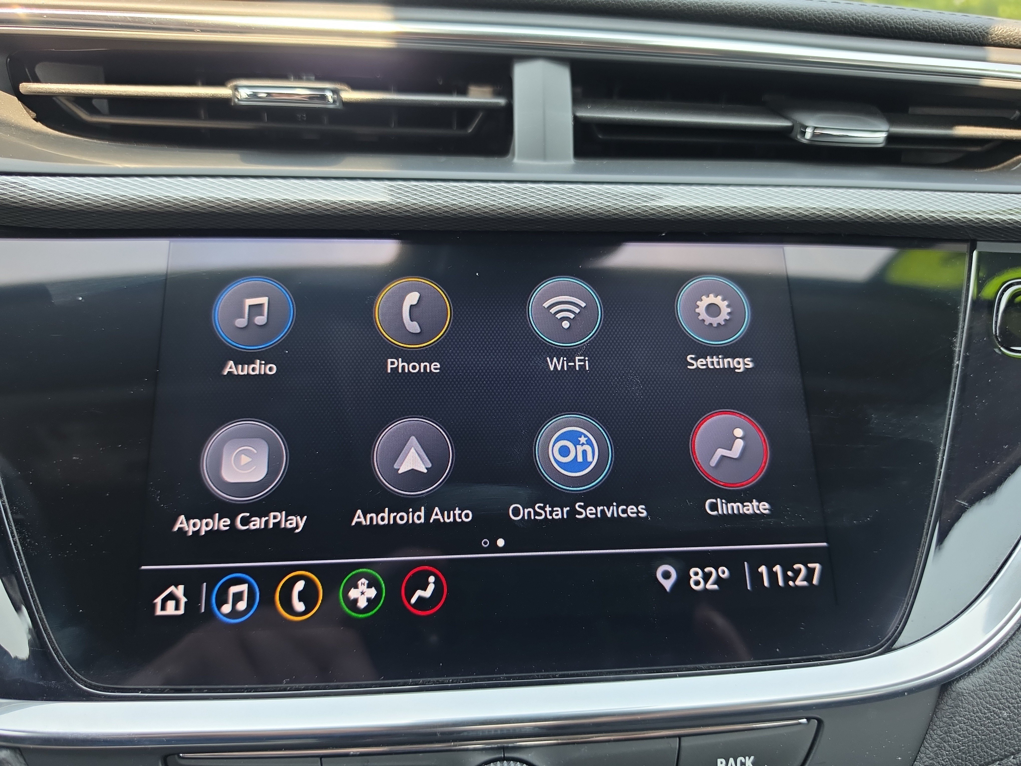 Used 2022 Buick Encore GX Select AWD/4WD image 28