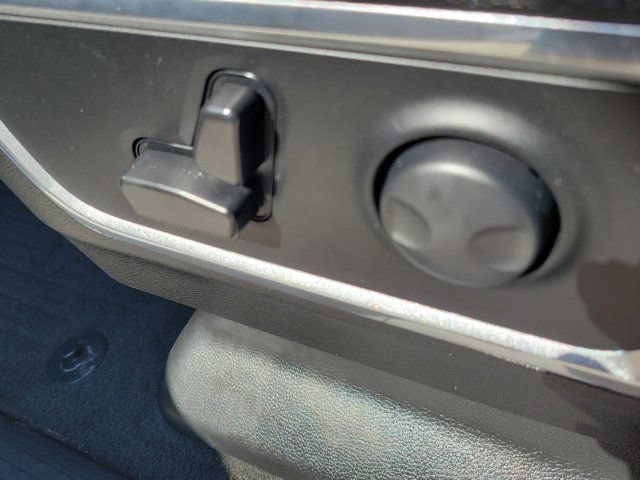 Used 2023 RAM 1500 Laramie AWD/4WD image 24