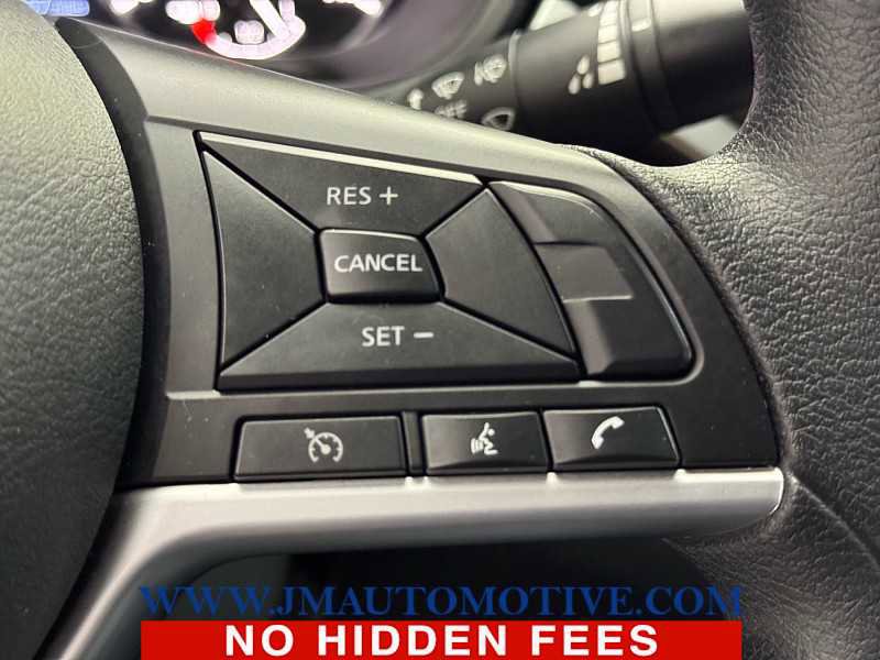 Used 2024 Nissan Altima 2.5 SV FWD image 34