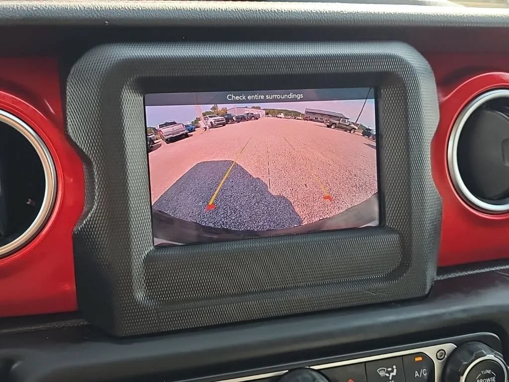 Used 2021 Jeep Wrangler Unlimited Rubicon w/ LED Lighting Group AWD/4WD image 28