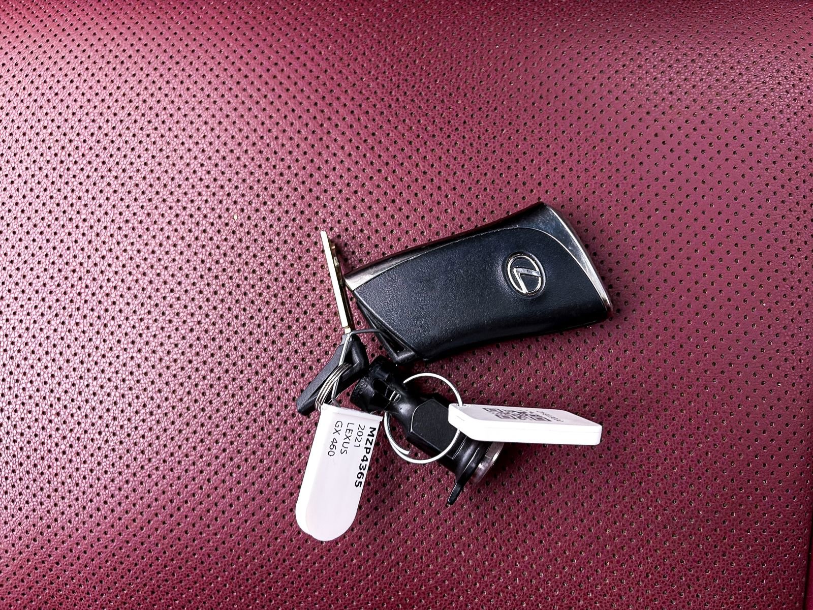 Used 2021 Lexus GX 460 Premium w/ Premium Package image 32