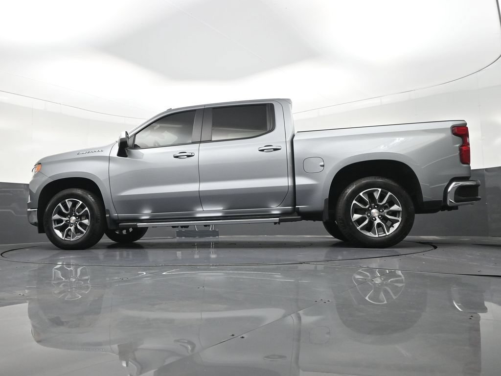 Used 2024 Chevrolet Silverado 1500 LT RWD image 28