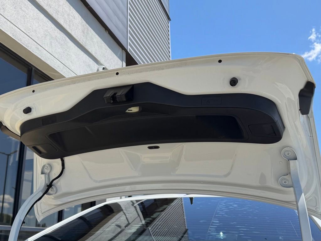 Used 2019 Volkswagen Jetta SEL Premium FWD image 17