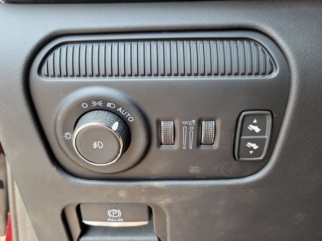 Used 2024 Jeep Grand Wagoneer L Series III AWD/4WD image 33