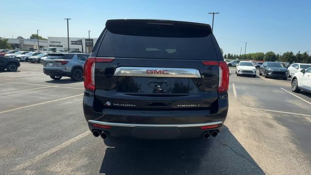 Used 2024 GMC Yukon XL Denali AWD/4WD image 7