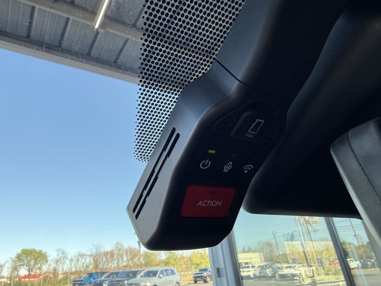 Used 2025 Toyota 4Runner Limited AWD/4WD image 32