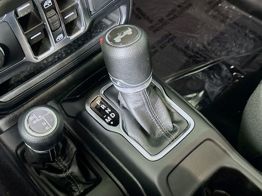 Used 2024 Jeep Wrangler Sport S image 30