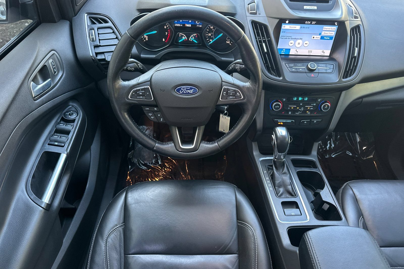 Used 2018 Ford Escape SEL w/ Ford Safe & Smart Package AWD/4WD image 14