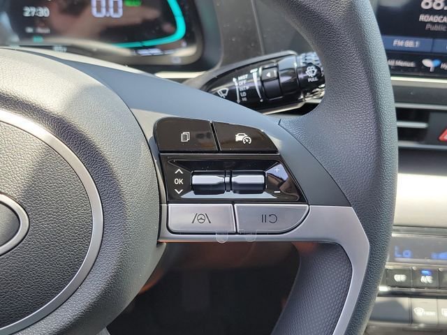 New 2026 Hyundai Elantra Hybrid FWD image 8