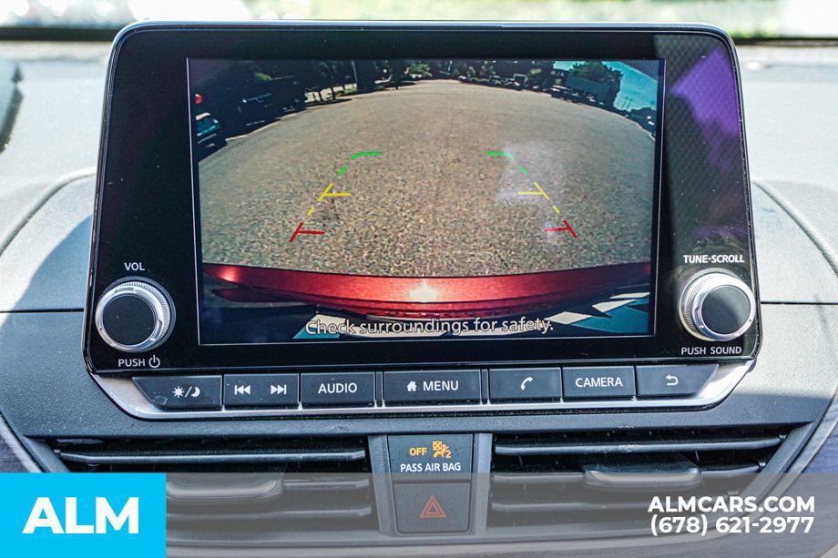 Used 2025 Nissan Altima 2.5 SV FWD image 34