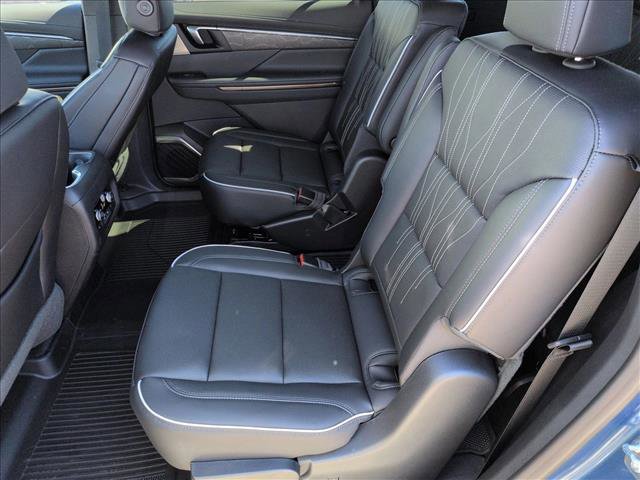 New 2026 Buick Enclave Avenir w/ Super Cruise Package AWD/4WD image 16