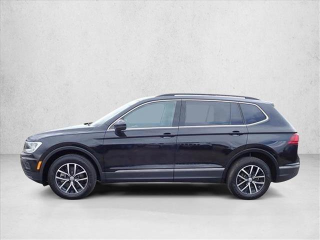 Used 2021 Volkswagen Tiguan SE w/ Panoramic Sunroof Package AWD/4WD image 2