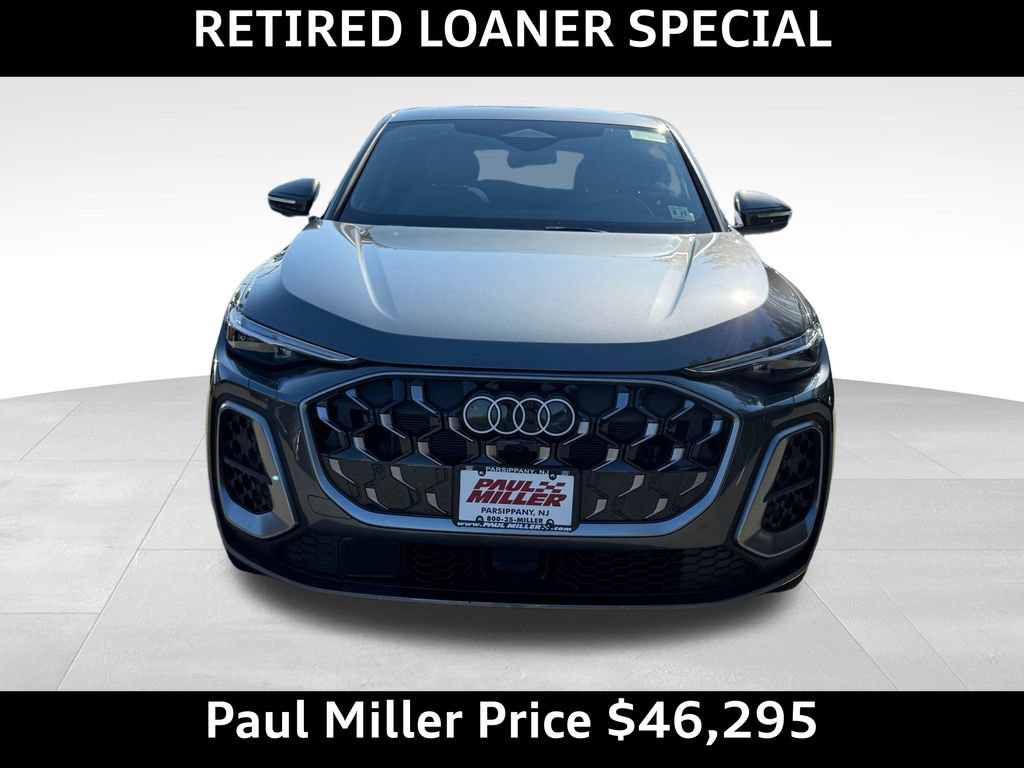 Used 2025 Audi Q5 Premium Plus w/ Premium Plus AWD/4WD image 2