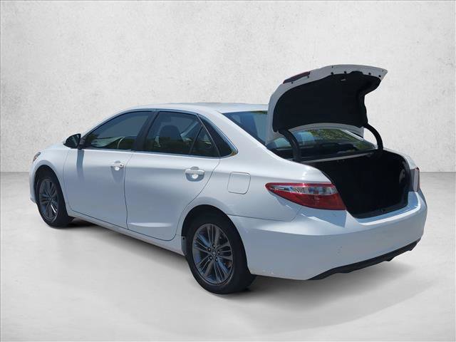 Used 2017 Toyota Camry SE FWD image 7