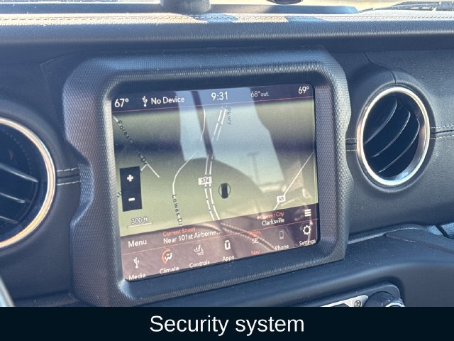Used 2022 Jeep Wrangler Unlimited Sahara w/ Cold Weather Group AWD/4WD image 26