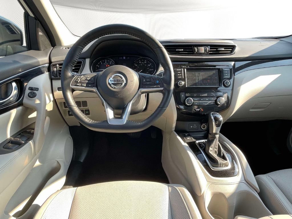 Used 2022 Nissan Rogue Sport SL AWD/4WD image 14