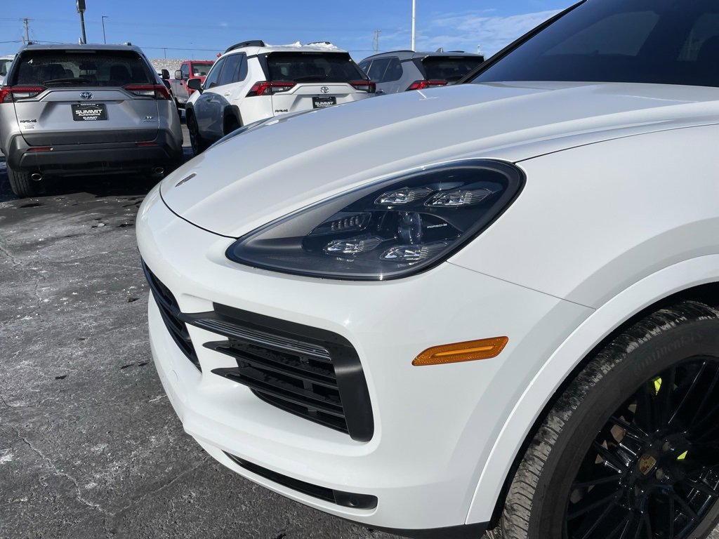Used 2021 Porsche Cayenne Base image 43