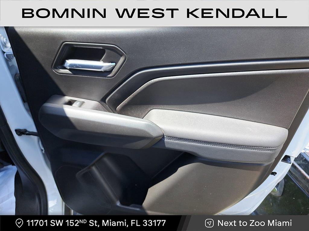 Used 2024 Chevrolet Colorado LT w/ LT Convenience Package image 6