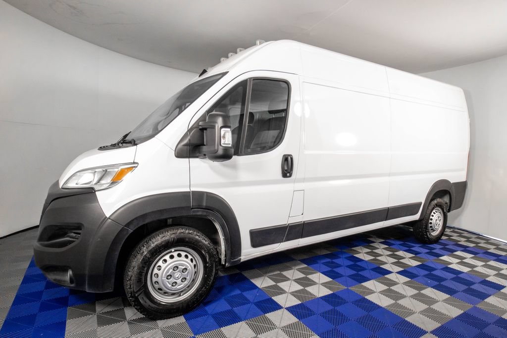 Used 2025 RAM ProMaster 2500 w/ Convenience Group FWD image 1