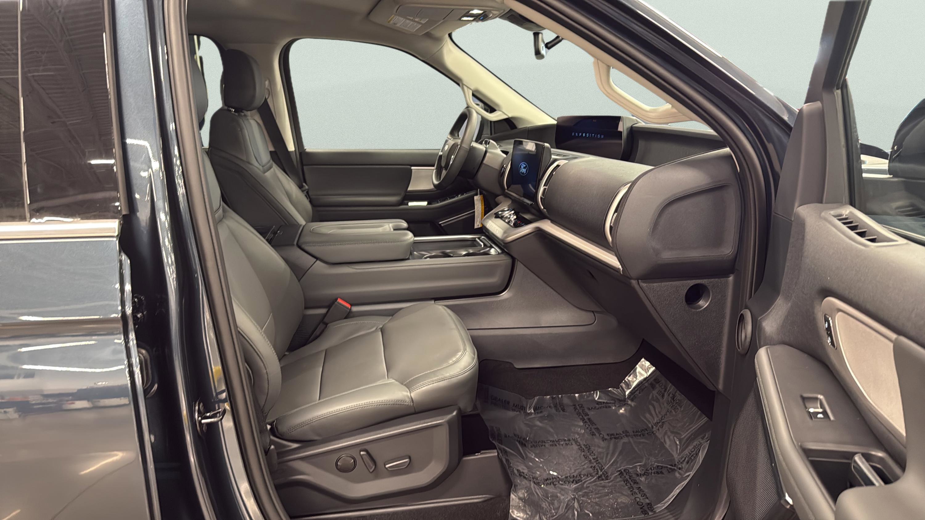New 2026 Ford Expedition Max Active AWD/4WD image 17