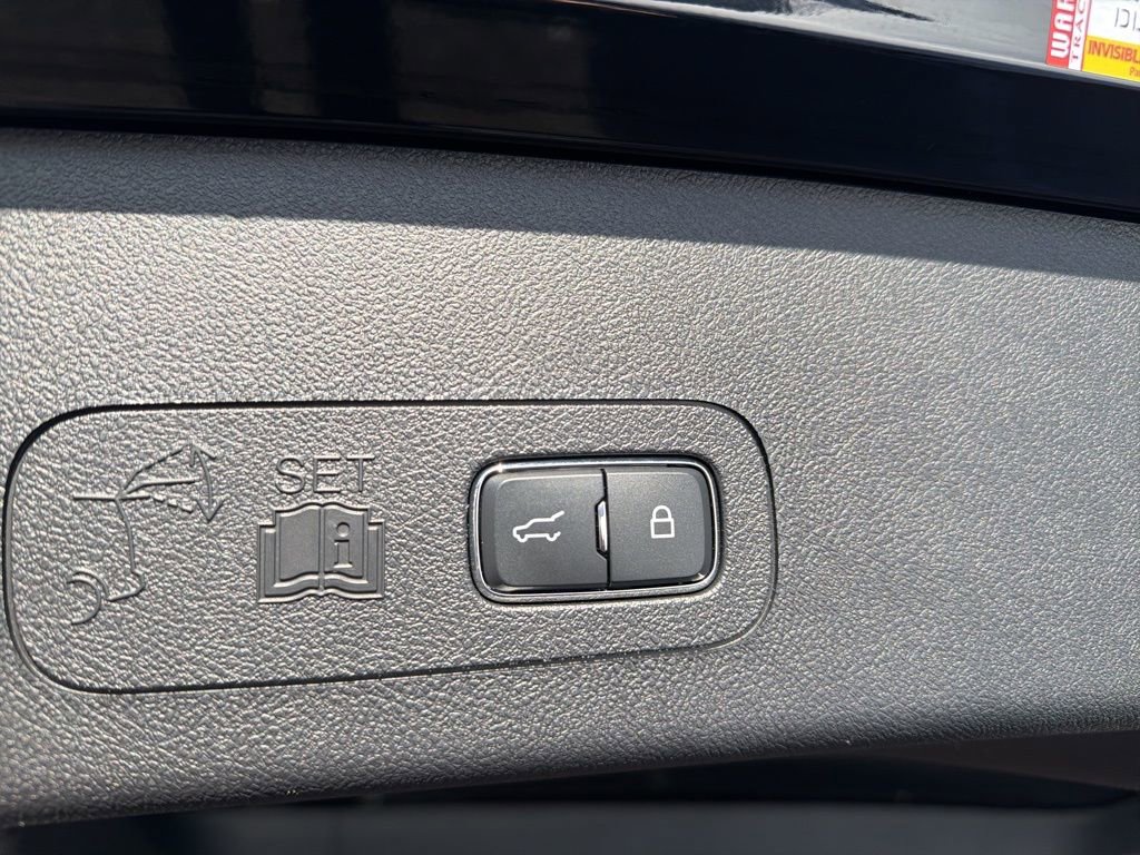 Used 2022 Lincoln Aviator Reserve w/ Equipment Group 201A AWD/4WD image 51