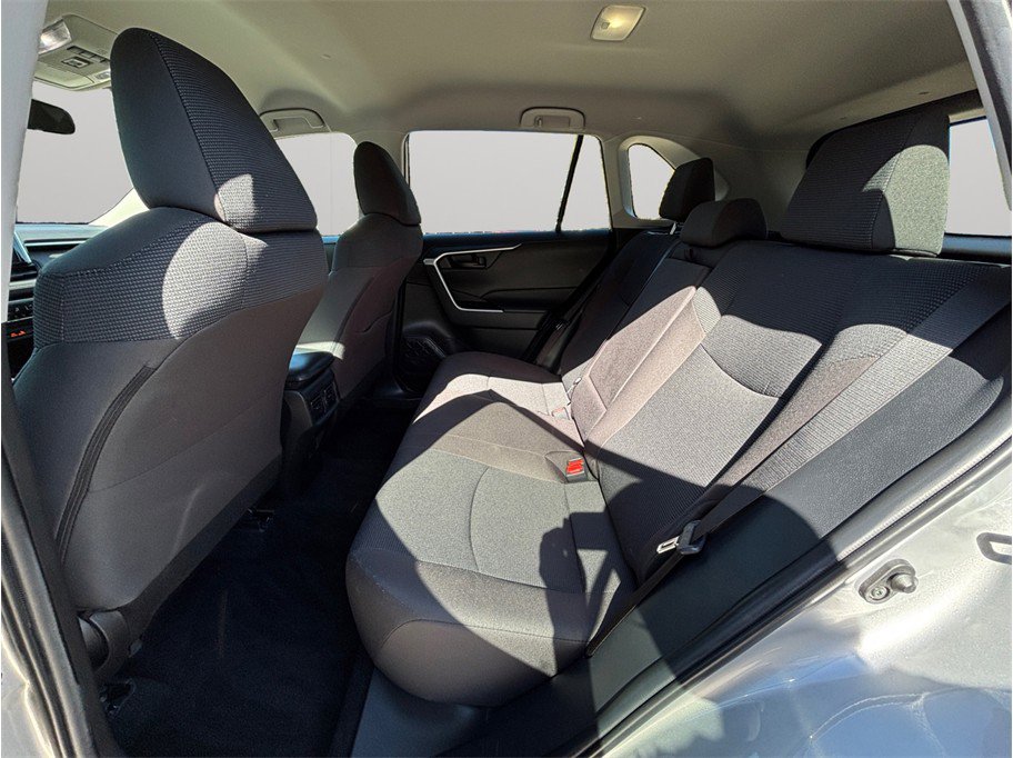 Used 2023 Toyota RAV4 LE image 28