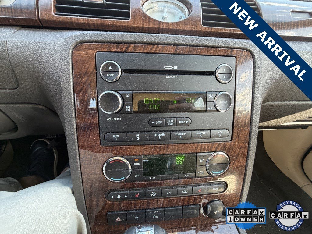 Used 2008 Ford Taurus Limited image 10