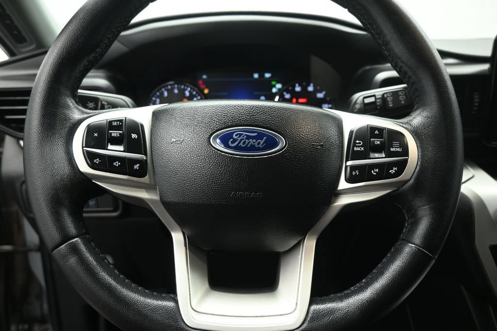 Certified 2022 Ford Explorer XLT RWD image 31