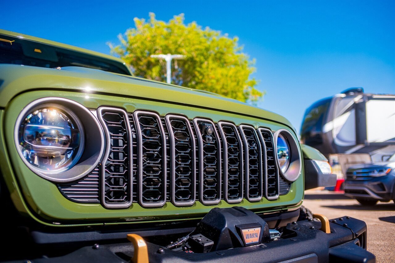 Used 2024 Jeep Wrangler Unlimited Rubicon 392 image 10