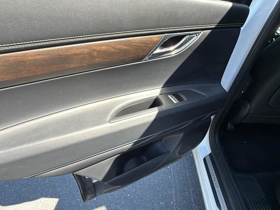Used 2024 Genesis GV80 2.5T AWD/4WD image 25