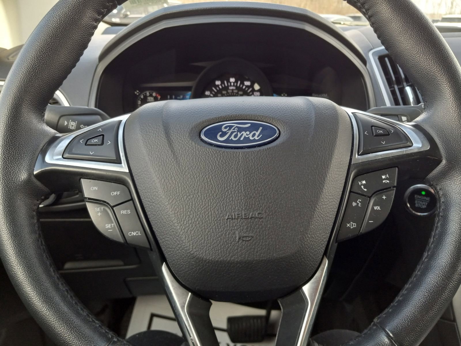 Used 2024 Ford Edge SEL AWD/4WD image 18