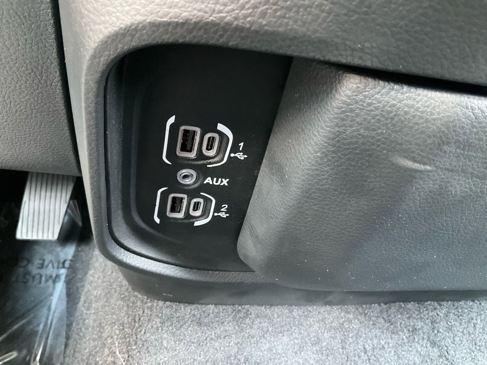 New 2026 RAM 1500 Classic Warlock image 26