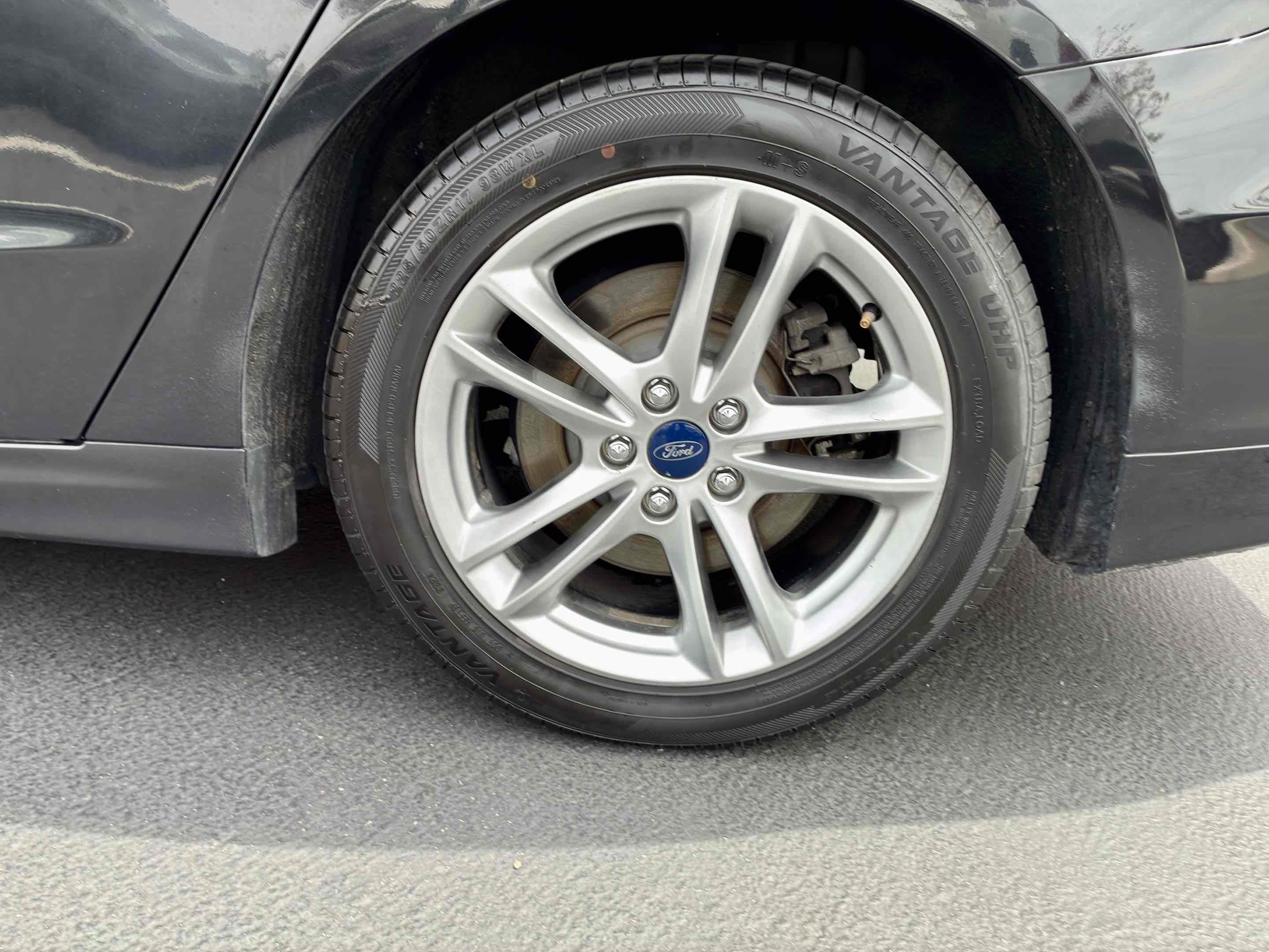 Used 2015 Ford Fusion Energi Titanium image 15