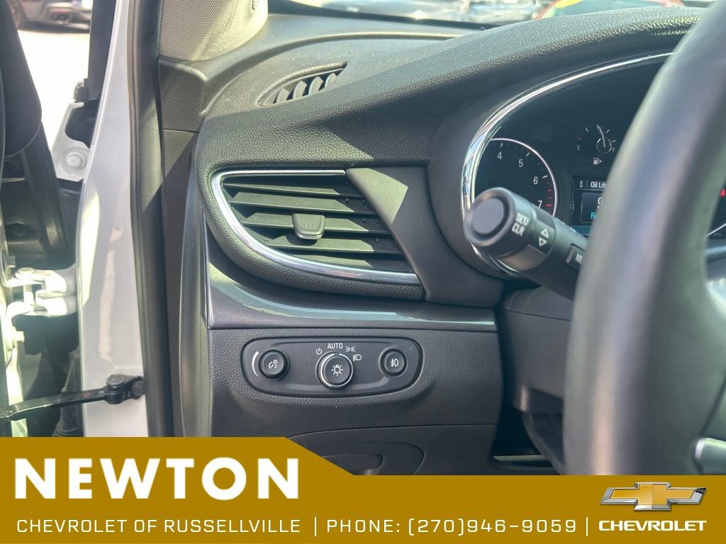 Used 2017 Buick Encore Essence FWD image 7