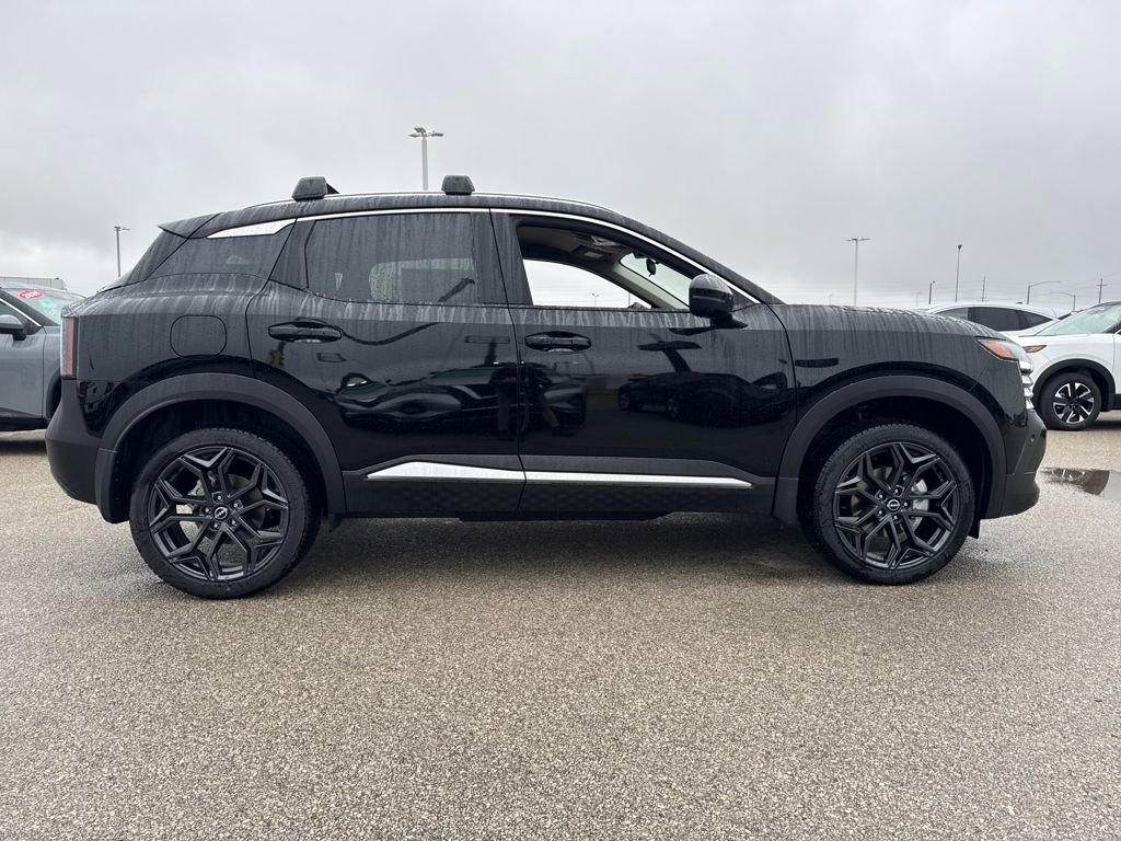 New 2026 Nissan Kicks SR image 7