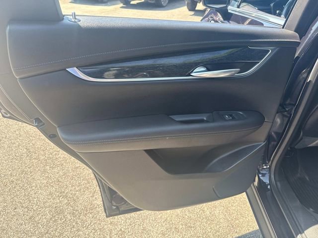 Used 2021 Cadillac XT5 Premium Luxury image 17