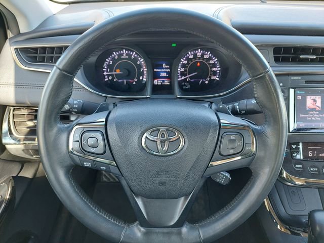 Used 2016 Toyota Avalon Touring image 26