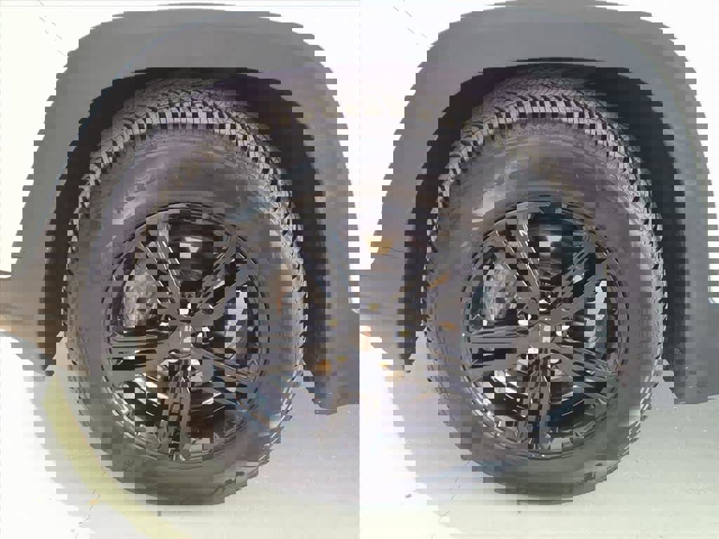 Used 2022 GMC Terrain AT4 w/ Infotainment Package II image 8