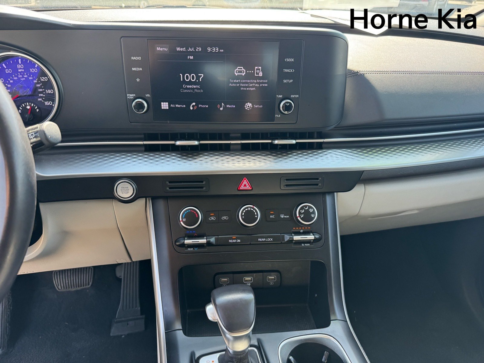 Certified 2024 Kia Carnival LX FWD image 20