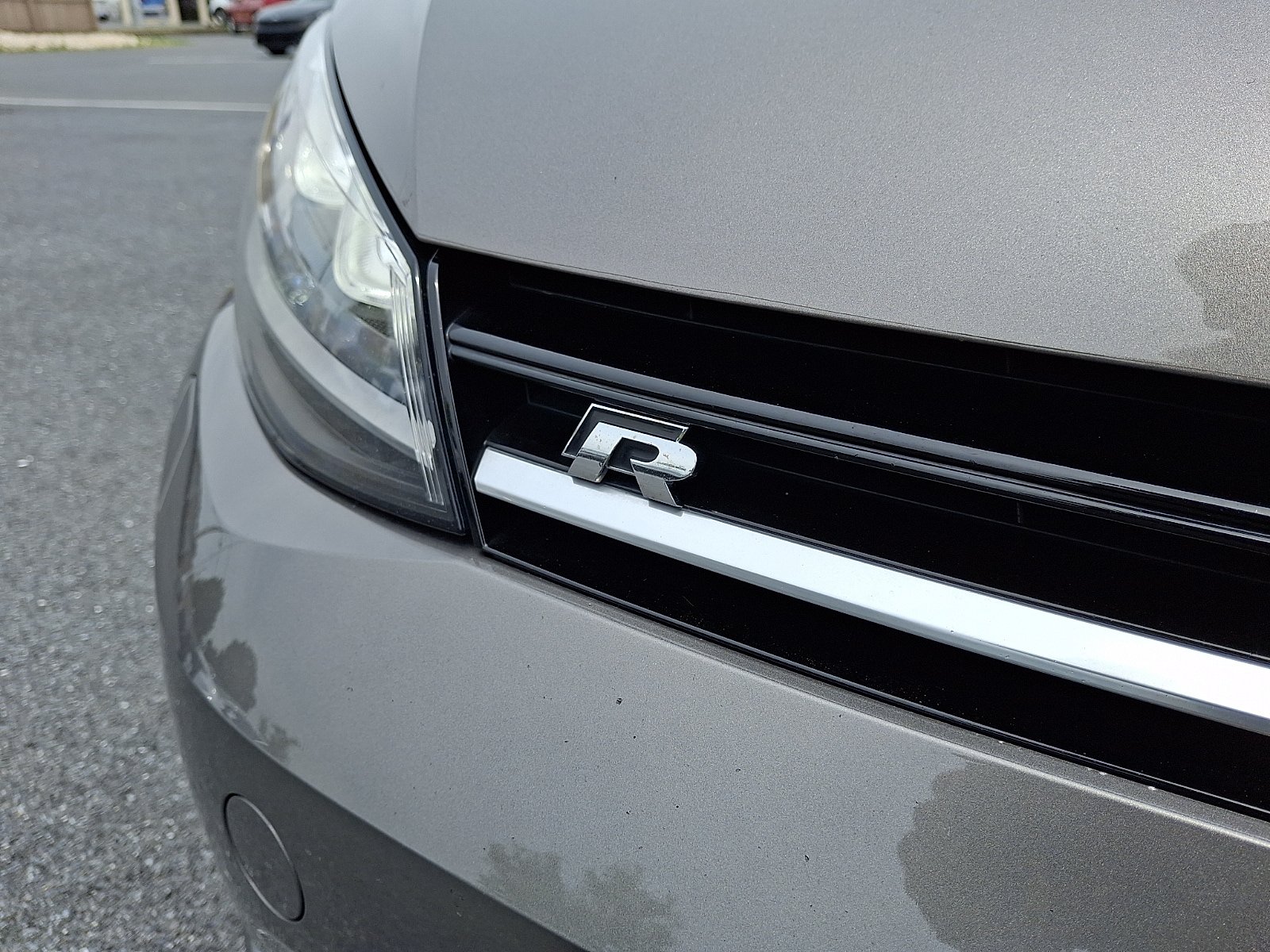 Used 2017 Volkswagen Golf R 4-Door AWD/4WD image 30